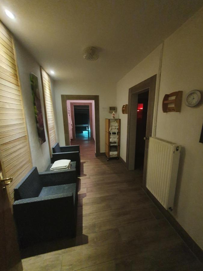 Hotel Zur Traube Freyburg Exterior photo